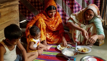 UN agencies warn economic impact of COVID-19 and worsening inequalities will fuel malnutrition for billions in Asia and the Pacific - Child and maternal diets particularly vulnerable 